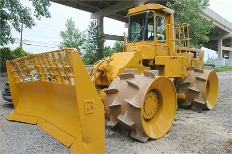 Compactadoras Suelos Y Rellenos Caterpillar 826C  de medio uso en Ref.: 1372440578215703 No. 3