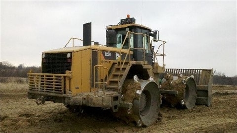 Soil Compactors Caterpillar 826H