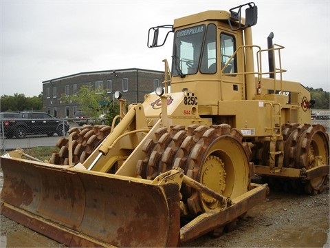 Compactadoras Suelos Y Rellenos Caterpillar 825C