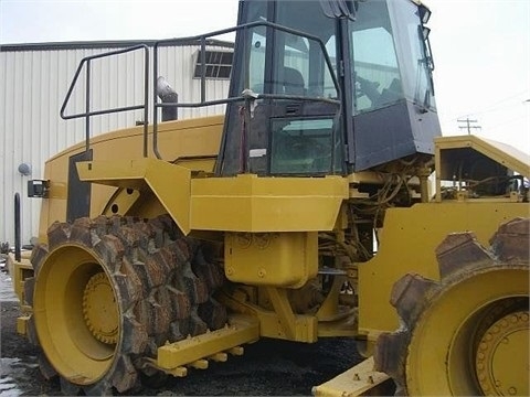 Compactadoras Suelos Y Rellenos Caterpillar 825G