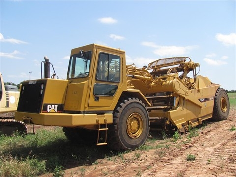 Screpers Caterpillar 615C II