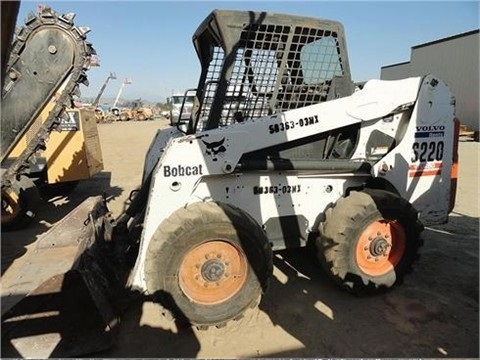 Minicargadores Bobcat S220  usada a la venta Ref.: 1372967077000287 No. 3