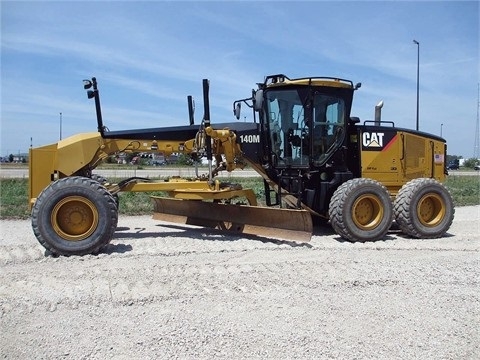 Motoconformadoras Caterpillar 140M  en optimas condiciones Ref.: 1373027051768806 No. 3