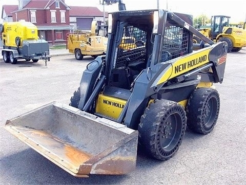 Minicargadores New Holland L185  en optimas condiciones Ref.: 1375548178241642 No. 4