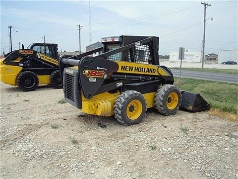 Minicargadores New Holland L185  importada a bajo costo Ref.: 1375551829694681 No. 3