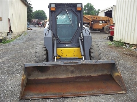 Minicargadores New Holland L185  de segunda mano en venta Ref.: 1375629406343109 No. 4