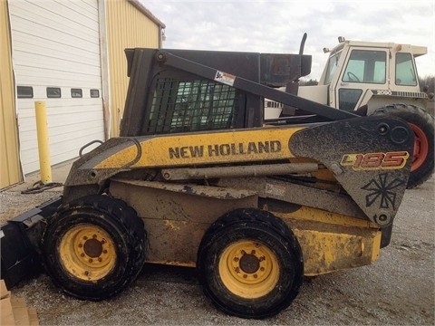 Minicargadores New Holland L185  usada en buen estado Ref.: 1375631337128778 No. 4