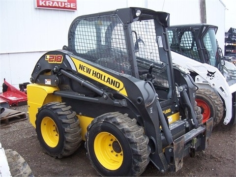 Minicargadores New Holland L218