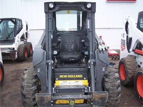 Minicargadores New Holland L218  seminueva Ref.: 1375797982944152 No. 2