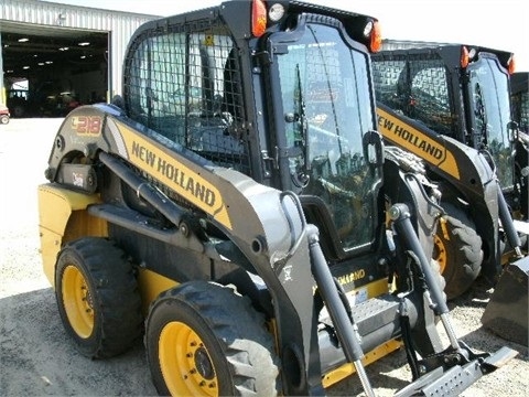 Minicargadores New Holland L218  usada en buen estado Ref.: 1375798456051368 No. 4