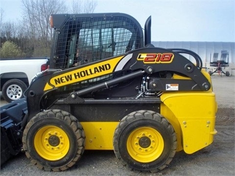 Minicargadores New Holland L218  importada en buenas condiciones Ref.: 1375801705134782 No. 2