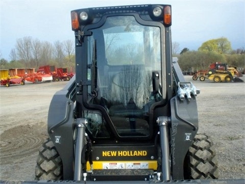 Minicargadores New Holland L218  importada en buenas condiciones Ref.: 1375801705134782 No. 4