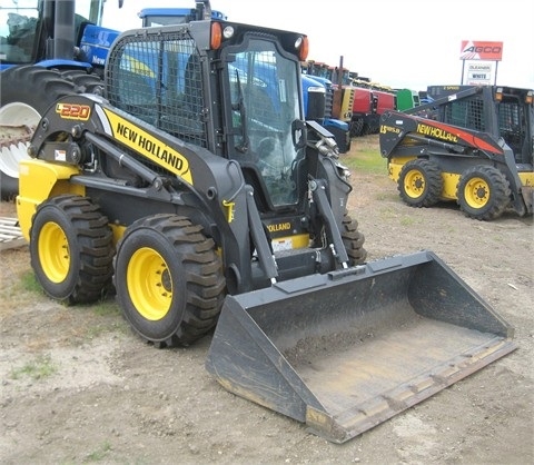 Minicargadores New Holland L220  importada en buenas condiciones Ref.: 1375880275904009 No. 3