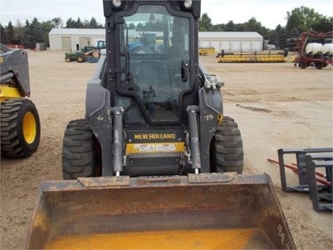 Minicargadores New Holland L220  de medio uso en venta Ref.: 1375885297900459 No. 4