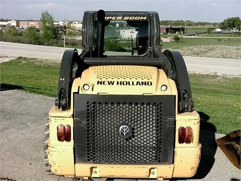 Minicargadores New Holland L220