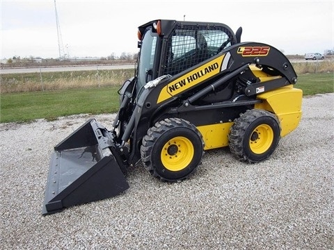 Minicargadores New Holland L225  usada a buen precio Ref.: 1375966035446013 No. 2