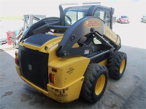 Minicargadores New Holland L225  en venta, usada Ref.: 1375981124454183 No. 4