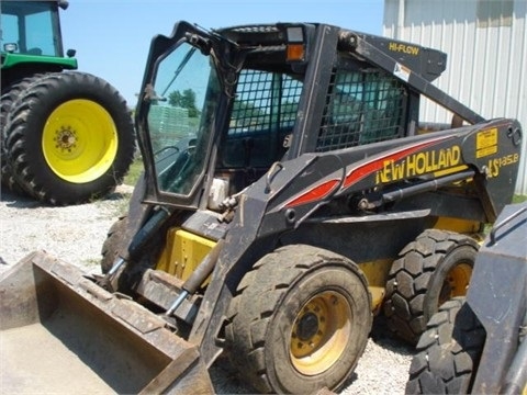 Minicargadores New Holland LS185B  en venta, usada Ref.: 1376157923772124 No. 3