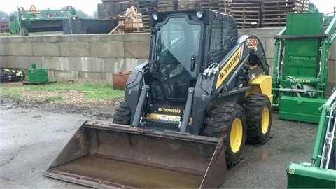 Minicargadores New Holland L230  de segunda mano en venta Ref.: 1376178584467776 No. 2