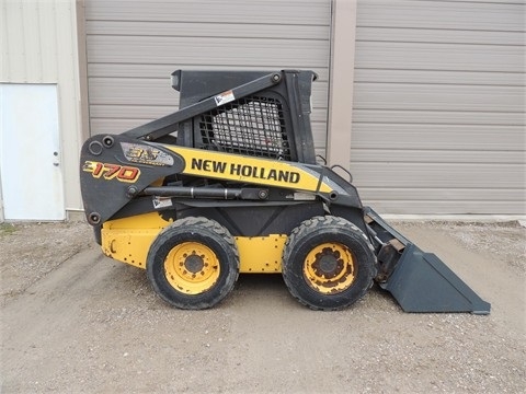 Minicargadores New Holland L170  seminueva en venta Ref.: 1376489690784389 No. 2