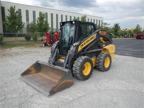 Minicargadores New Holland L223  importada a bajo costo Ref.: 1377531386447307 No. 2