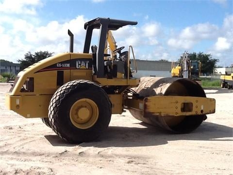 Compactadora Vibratoria Caterpillar CS-533E  de segunda mano en v Ref.: 1377708955353485 No. 2