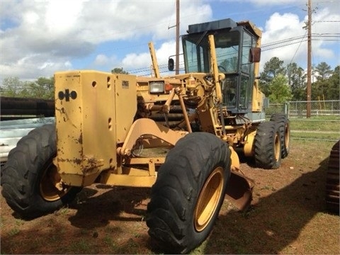 Motoconformadoras Komatsu GD525  seminueva en venta Ref.: 1378062045056695 No. 3