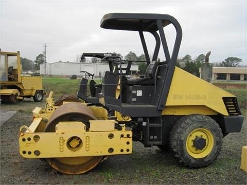 Compactadora Vibratoria Bomag BW145D  en venta Ref.: 1380046464415284 No. 3