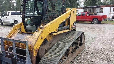 Minicargadores Caterpillar 267B  de importacion a la venta Ref.: 1380167931708985 No. 3