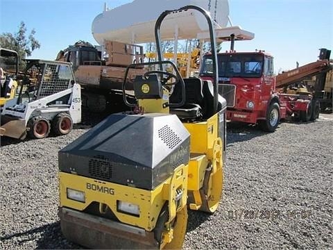 Compactadora Vibratoria Bomag BW900  en venta, usada Ref.: 1380294749019333 No. 2