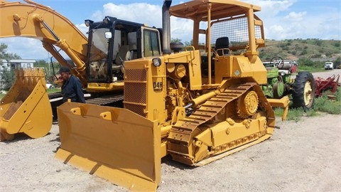 Dozers/tracks Caterpillar D4H