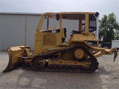 Tractores Sobre Orugas Caterpillar D5N  de medio uso en venta Ref.: 1382032445882142 No. 2