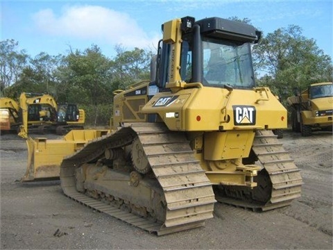 Tractores Sobre Orugas Caterpillar D6N  de medio uso en venta Ref.: 1382051135028709 No. 3