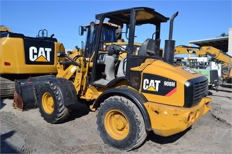 Cargadoras Sobre Ruedas Caterpillar 908H  de medio uso en venta Ref.: 1383572595500431 No. 2