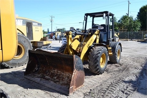 Cargadoras Sobre Ruedas Caterpillar 908H  de medio uso en venta Ref.: 1383572595500431 No. 3