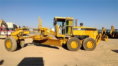 Motoconformadoras Caterpillar 140H  seminueva en venta Ref.: 1383931909048009 No. 2