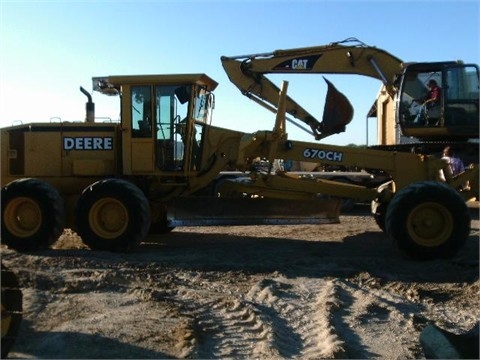 Motor Graders Deere 670CH