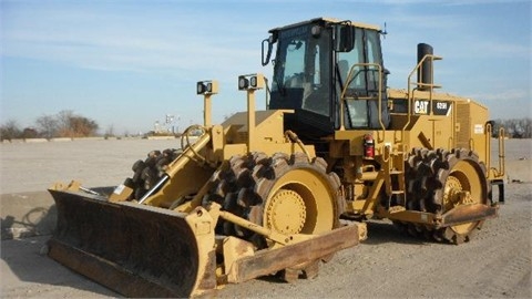 Compactadoras Suelos Y Rellenos Caterpillar 825H