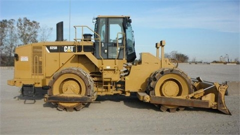 Compactadoras Suelos Y Rellenos Caterpillar 825H  seminueva en pe Ref.: 1385156154967421 No. 3