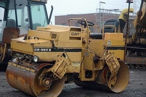 Vibratory Compactors Caterpillar CB-224