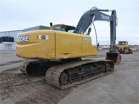 EXCAVADORA DEERE Modelo 240D en buenas condiciones Ref.: 1386375393596974 No. 2