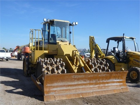 COMPACTADORA CATERPILLAR 815F seminueva Ref.: 1386378040020921 No. 2