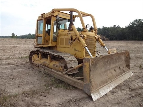 TRACTORES Caterpillar D6D en venta Ref.: 1386730916458453 No. 2