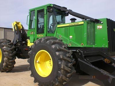  Deere 640H de medio uso en venta Ref.: 1387302638081466 No. 3