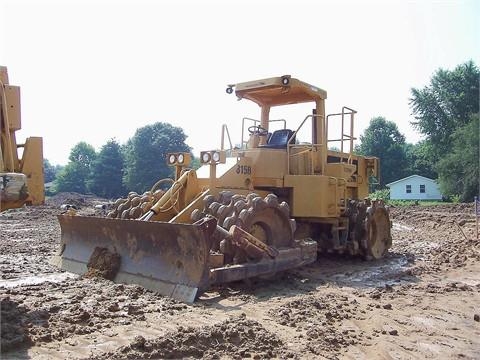 Compactadoras Suelos Y Rellenos Caterpillar 815B