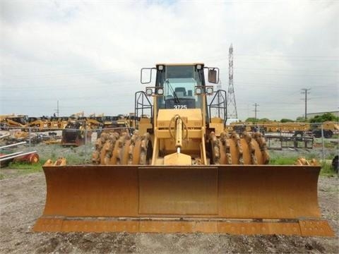 Compactadoras Suelos Y Rellenos Caterpillar 825C