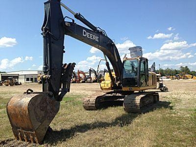  Deere 200D importada en buenas condiciones Ref.: 1388101484867710 No. 3