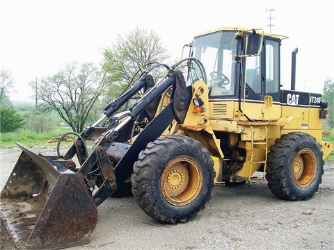 Wheel Loaders Caterpillar IT24F