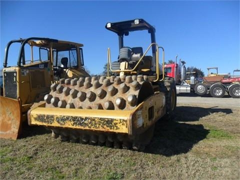 Compactadora Vibratoria Caterpillar CP-563E