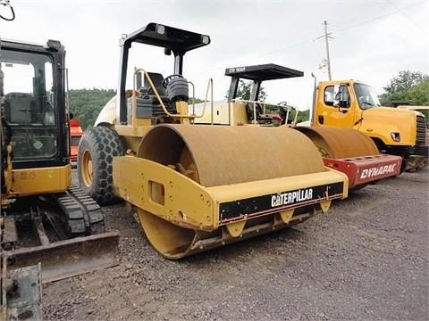 Compactadora Vibratoria Caterpillar CS-563E